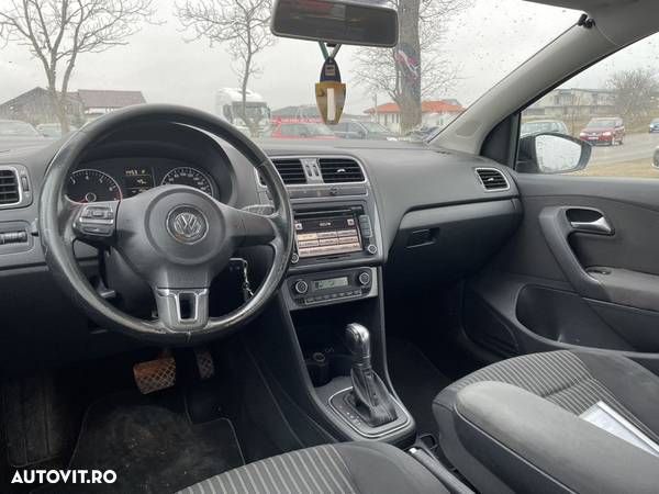 Volkswagen Polo 1.2 TSI DSG Highline - 8