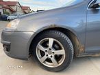 Volkswagen Golf Variant 1.9 TDI DPF Sportline - 9