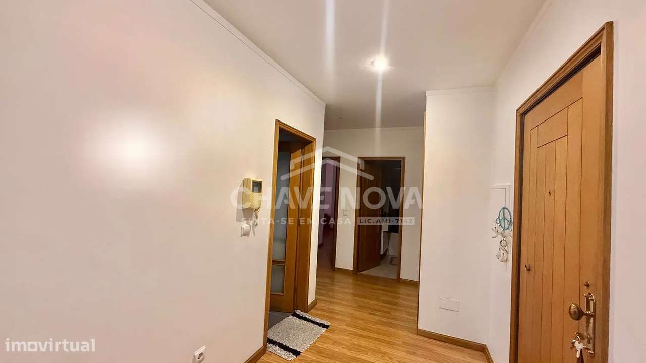 Apartamento T2 para venda em Seixezelo, Vila Nova de Gaia-4