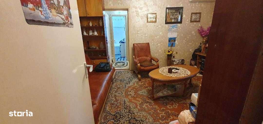 ap cu 3 camere in zona Dacia-6