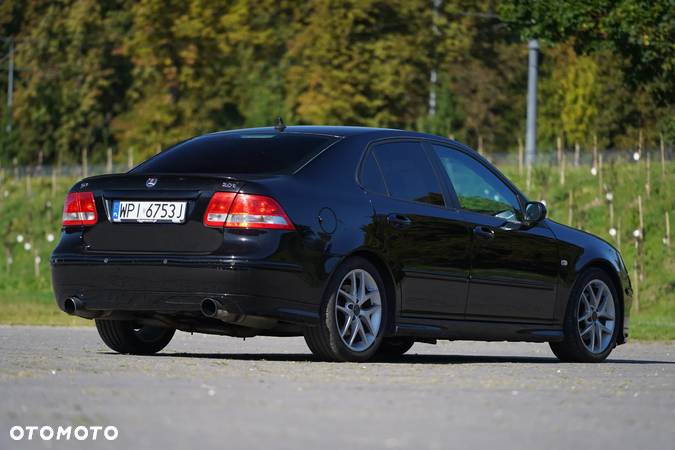 Saab 9-3 2.0T Aero - 12