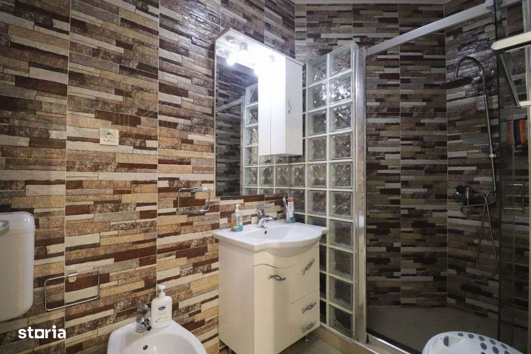 Apartament ultracentral, Piata Unirii, comision 0%, cladire monument i-8