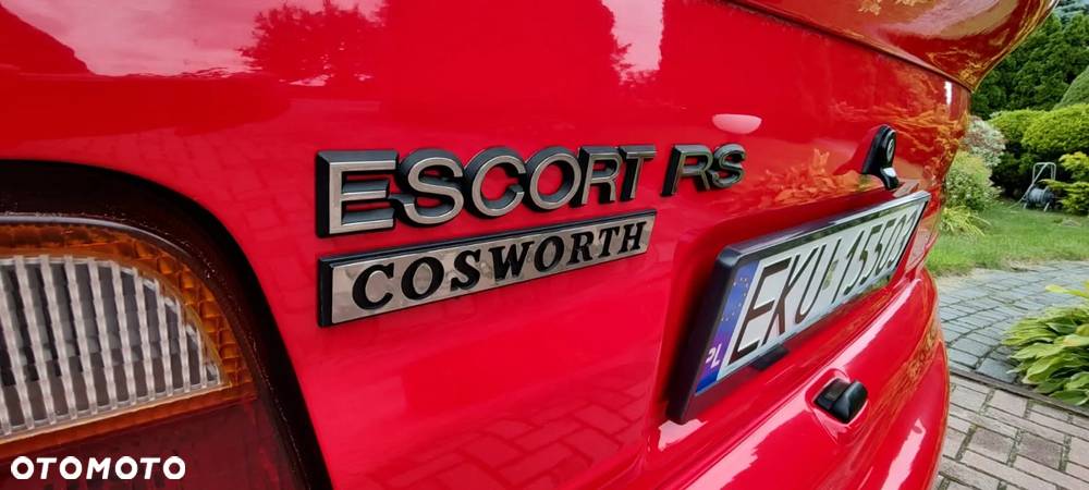 Ford Escort 2000 RS Cosworth - 4