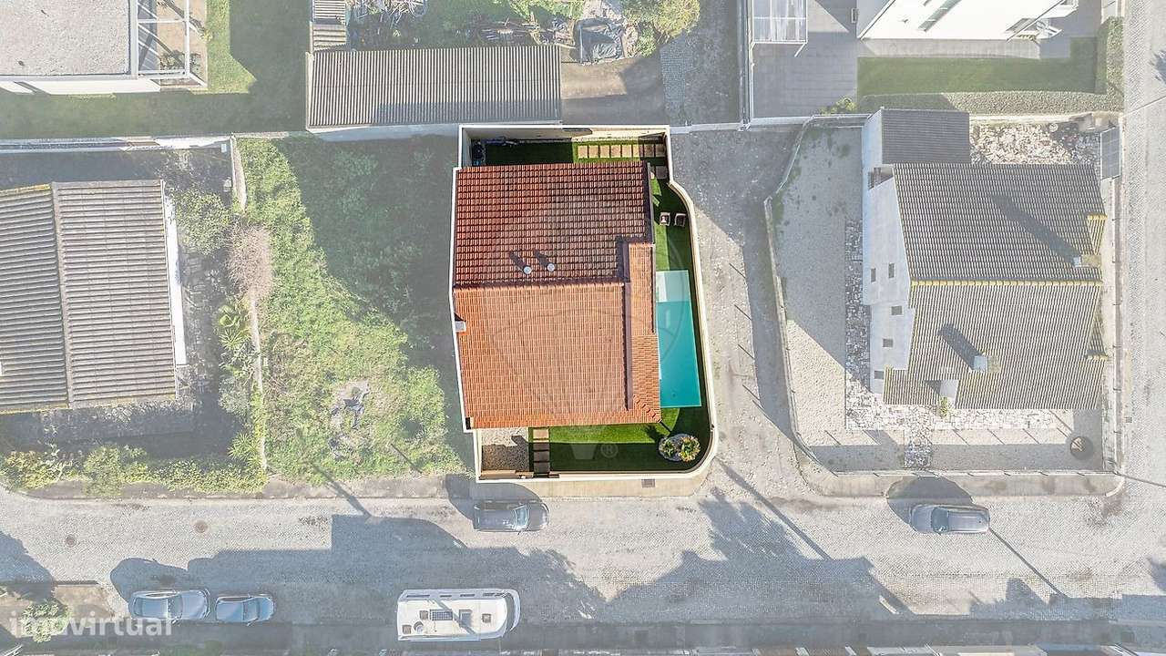 Moradia T4+1 em Esposende-37