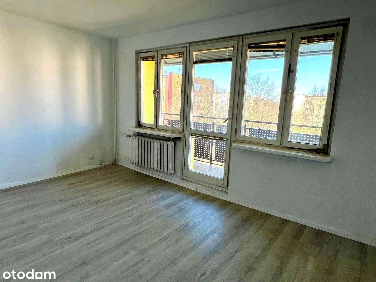 Kawalerka z dużym balkonem os. Dolnośląskie - Pełny obrazek: 3/5