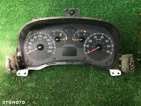 ZEGARY LICZNIK OBROTOMIERZ FIAT PANDA II 51711239 1.3 MULTIJET W-WA - 1