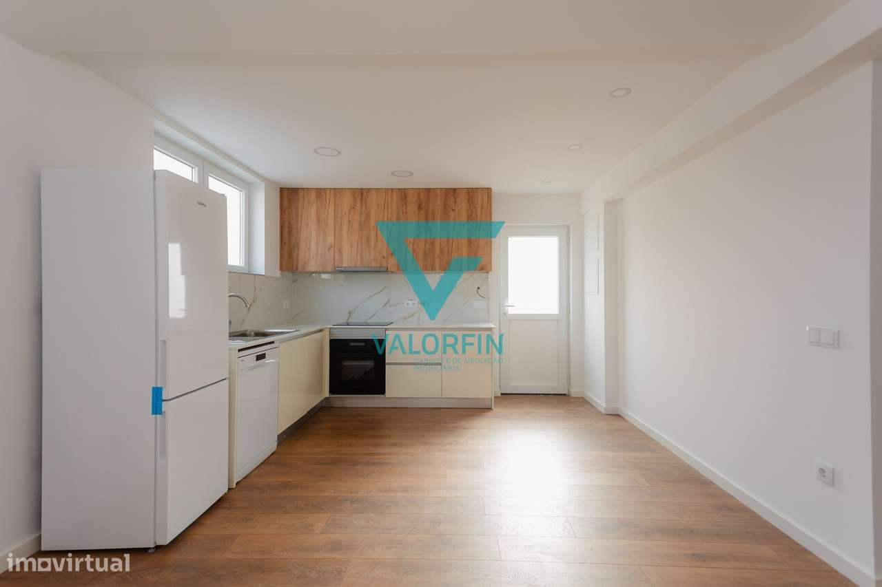 APARTAMENTO T1 +1 Remodelado - Casal de Matos - Leiria - Grande imagem: 2/15