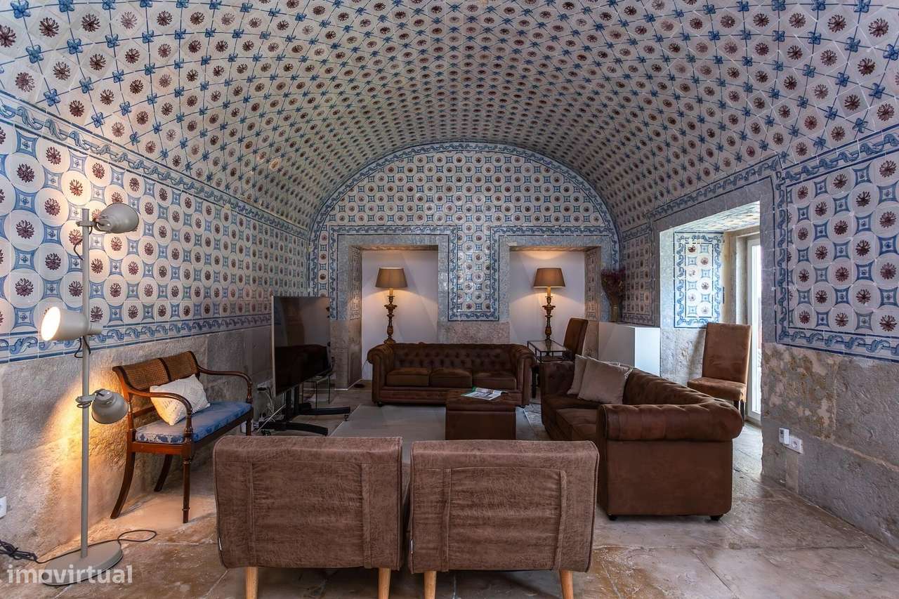 Restelo | Apartamento T3+1 com Jardim Privativo num Palácio do Séc. XV - Grande imagem: 4/60