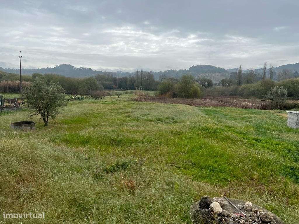 Terreno á venda em Seiça - Grande imagem: 4/4