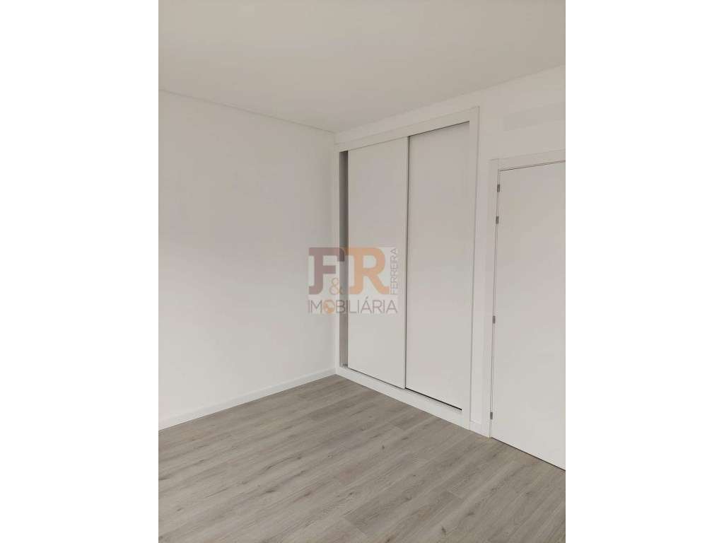 Moradias Geminada DuplexT3 com Pérgola. Pinhal do General. Fernão F...-33