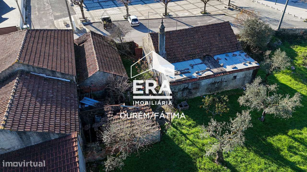 Moradia T3 para reconstrução no Bairro, Ourém-30