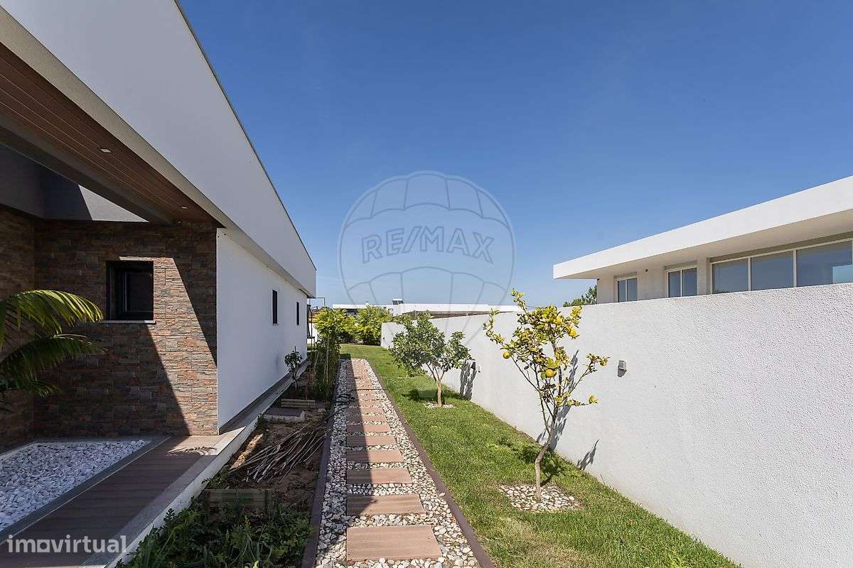 Moradia T4 para venda - Grande imagem: 4/39