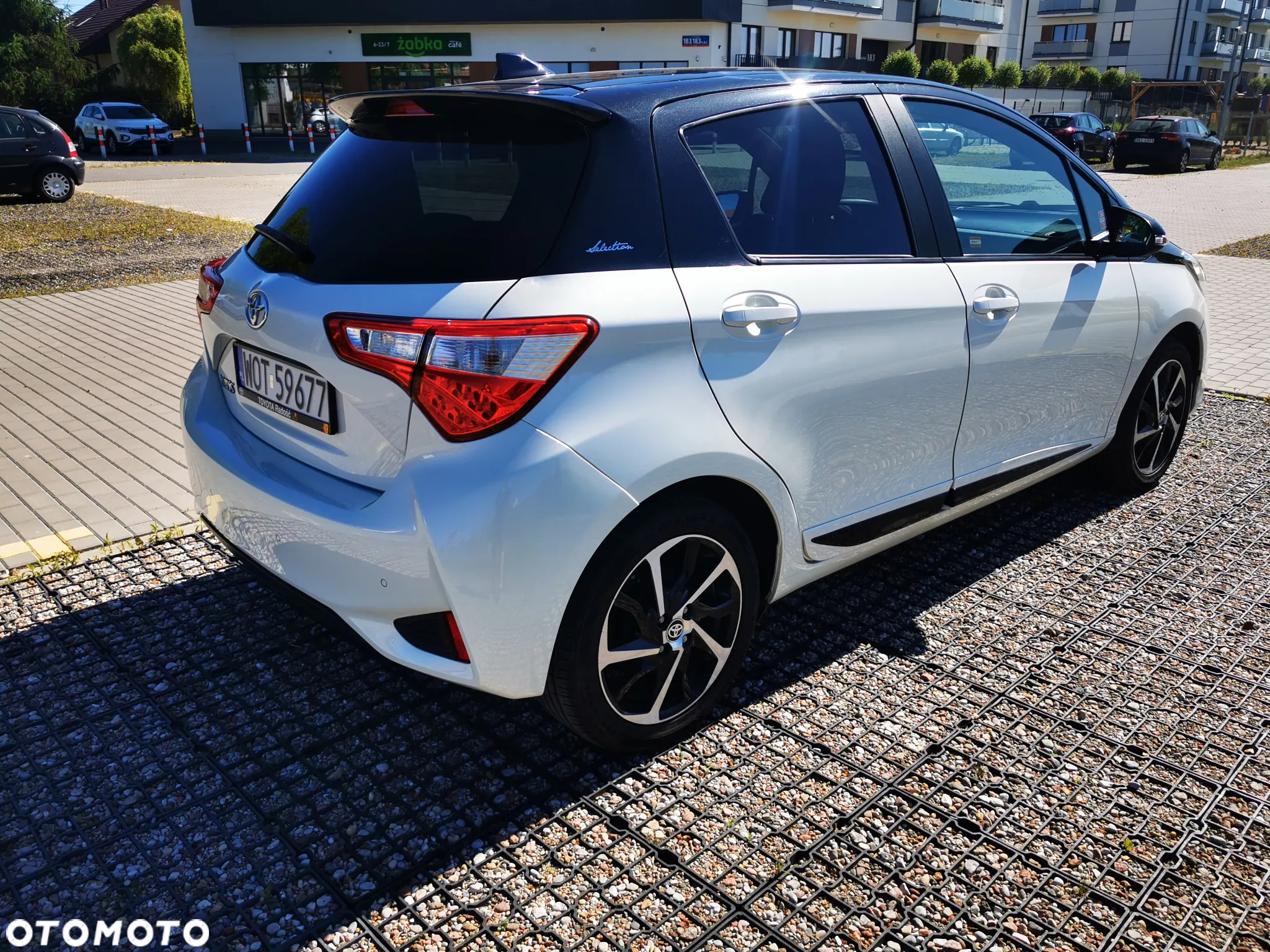 Toyota Yaris 1.5 Selection - 4