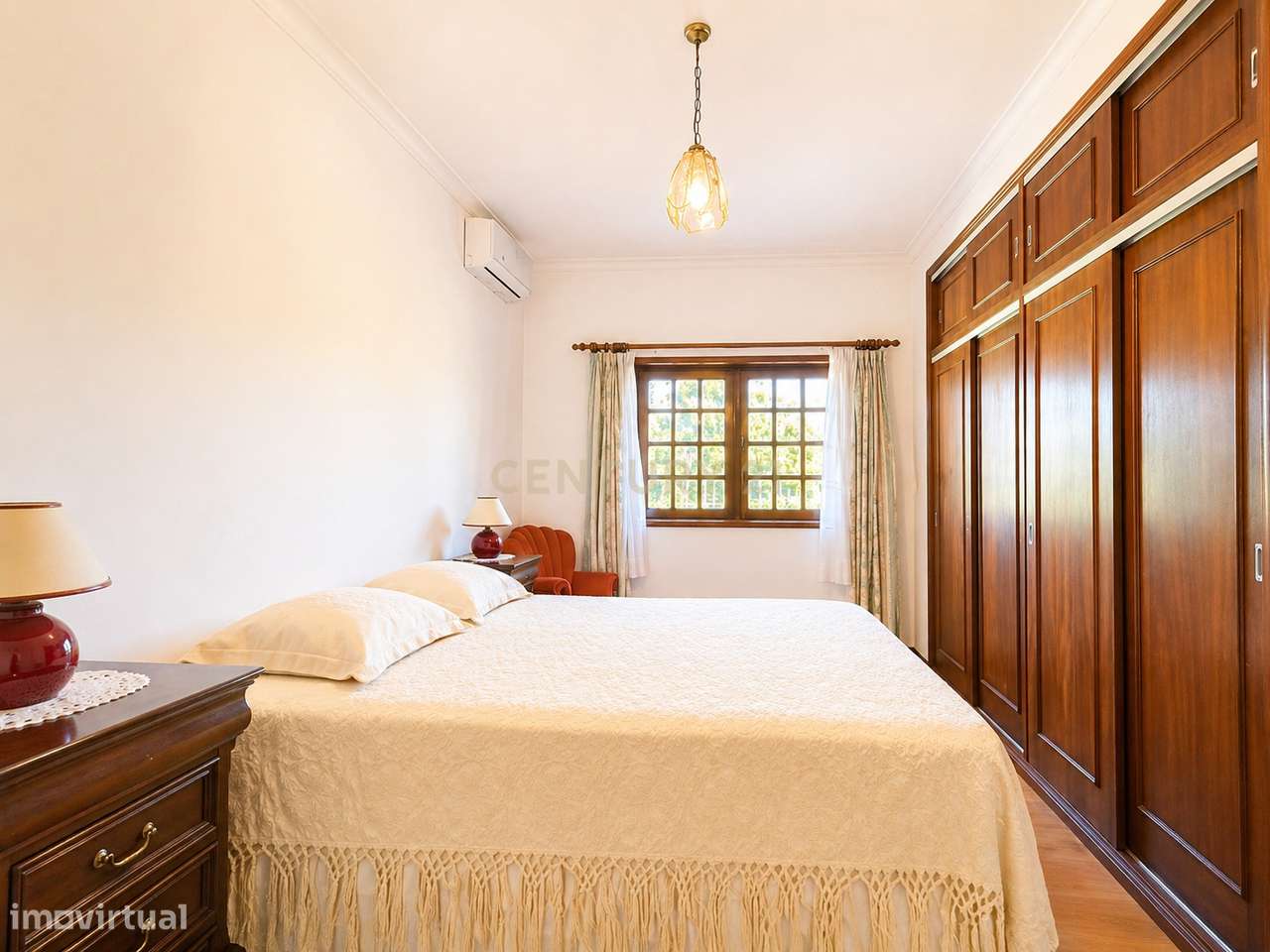 Moradia T3 com excelente privacidade, piscina e grande espaço exterior-15