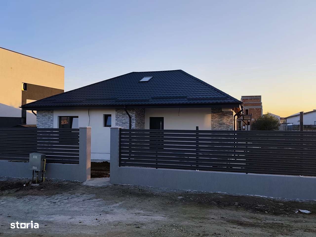 FARA COMISIOANE Gulia casa 4 camere 2 bai PARTER placa incalzire 560m-3