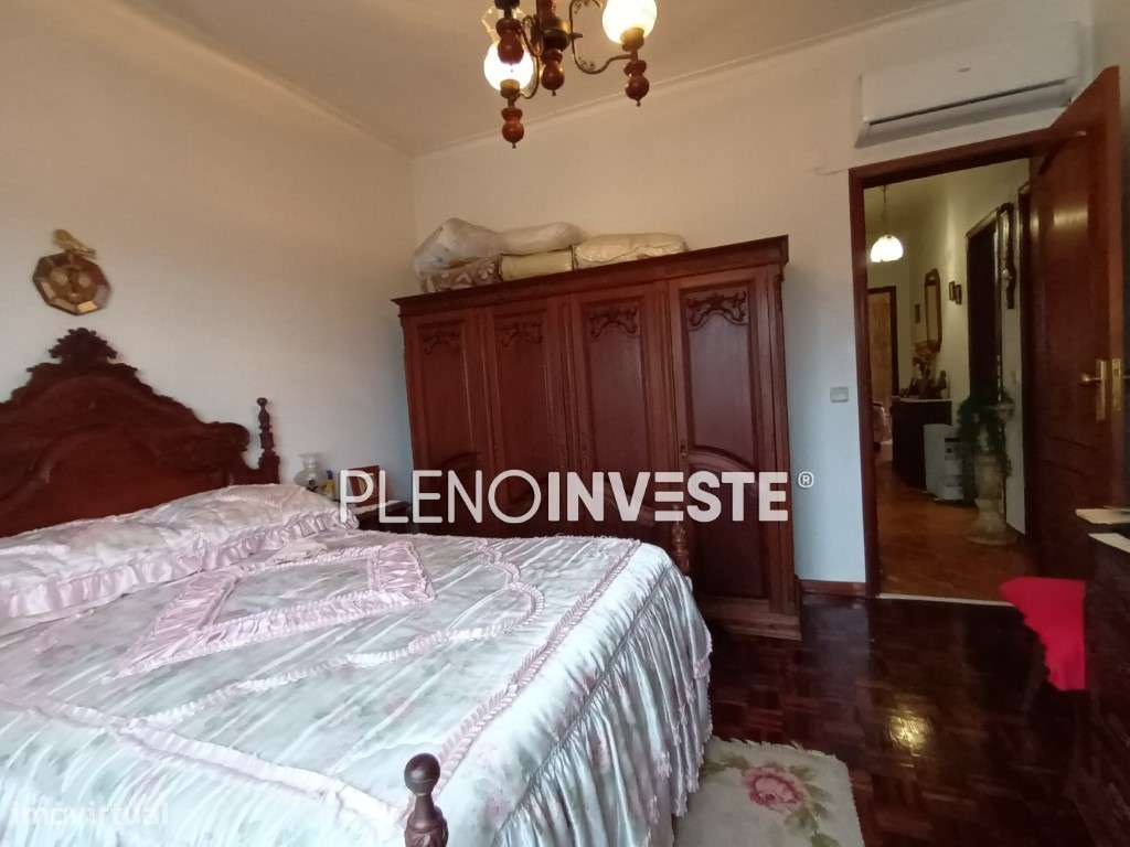 Apartamento T2 à venda na Torre da Marinha-10