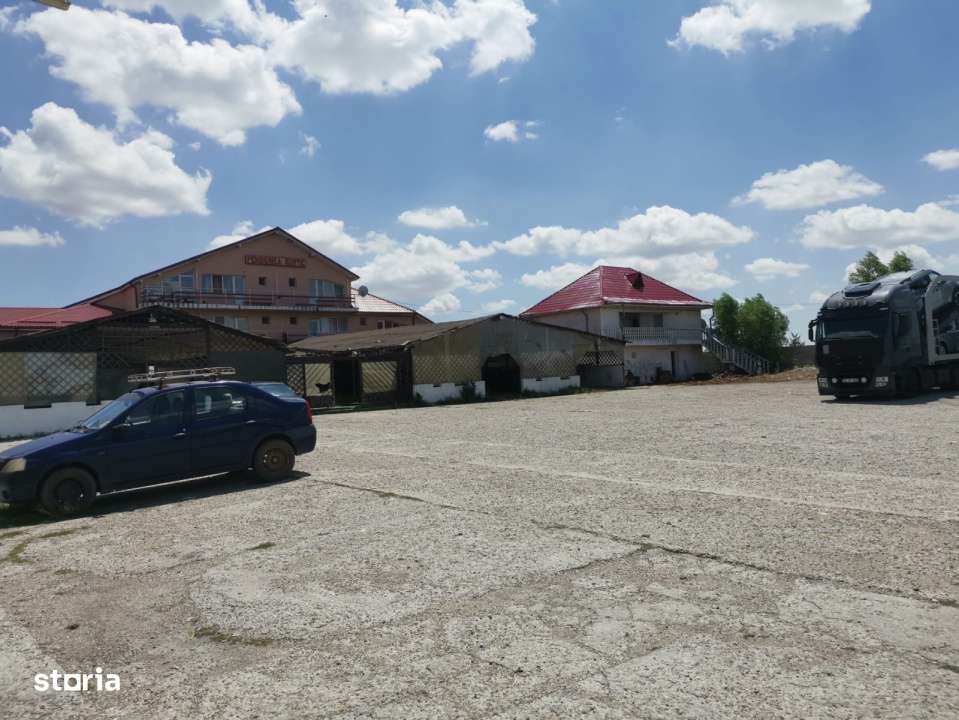 Pensiune P+1, cu restaurant + terasa, cu acces imediat la Drumul Expre - Imagine principală: 4/19