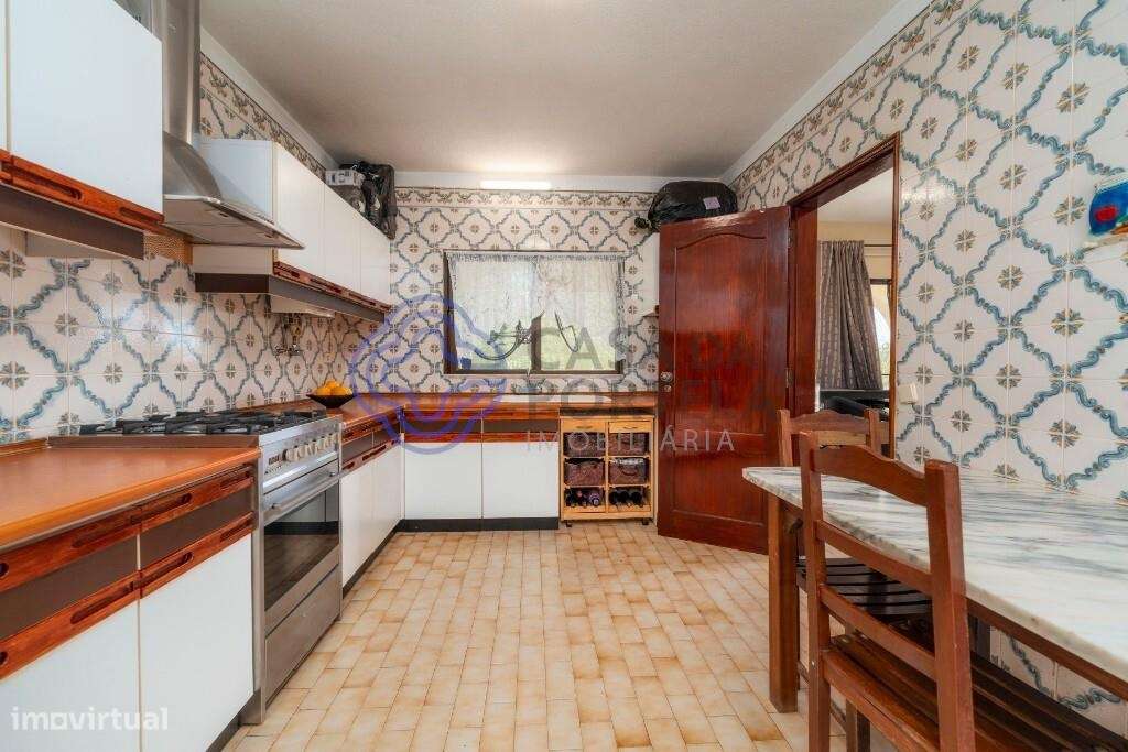 Magnífica Moradia T3 com Vista Mar e Localização Estratégica – Loulé-26