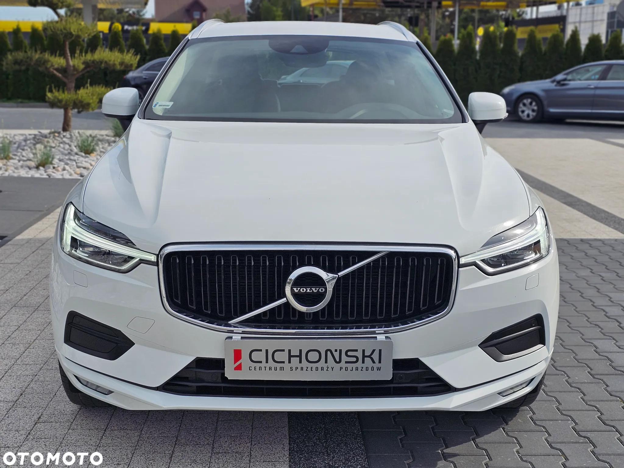 Volvo XC 60 D4 AWD Momentum - 17