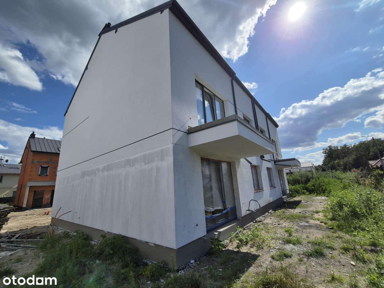 Mieszkania dwupoziomowe z ogródkami, klimatyzacją i dużymi oknami. - Pełny obrazek: 4/20