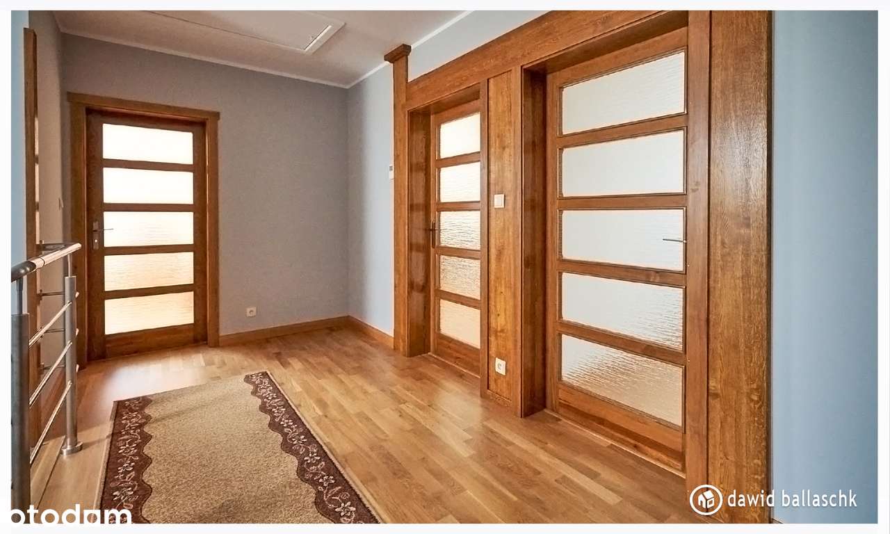 REZERWACJA! Cudowna posiadłość, blisko jeziora, duża działka 6740m2-16