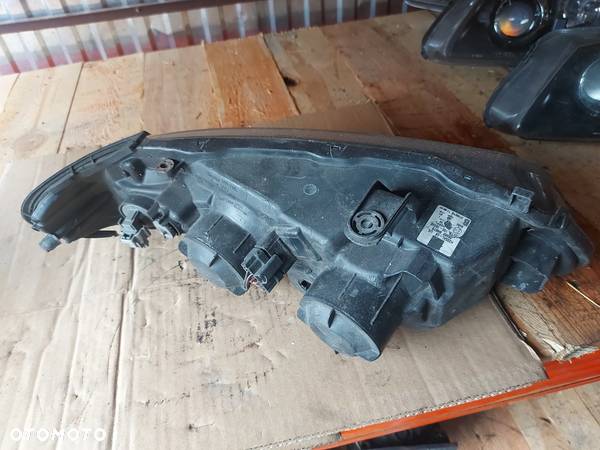 Lampa lewy przód Nissan Almera N16 Anglik - 6