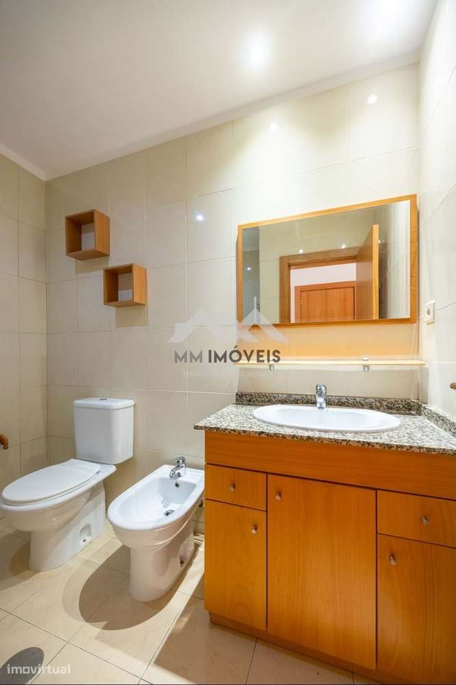 Apartamento T2 | Senhora da Hora | METRO | Garagem | Arrumo-30