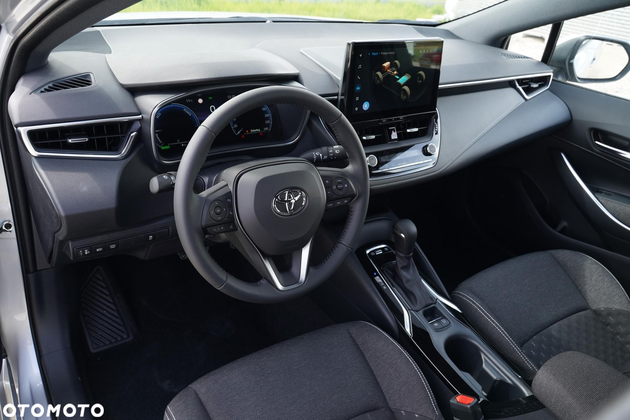 Toyota Corolla 1.8 Hybrid Comfort - 12