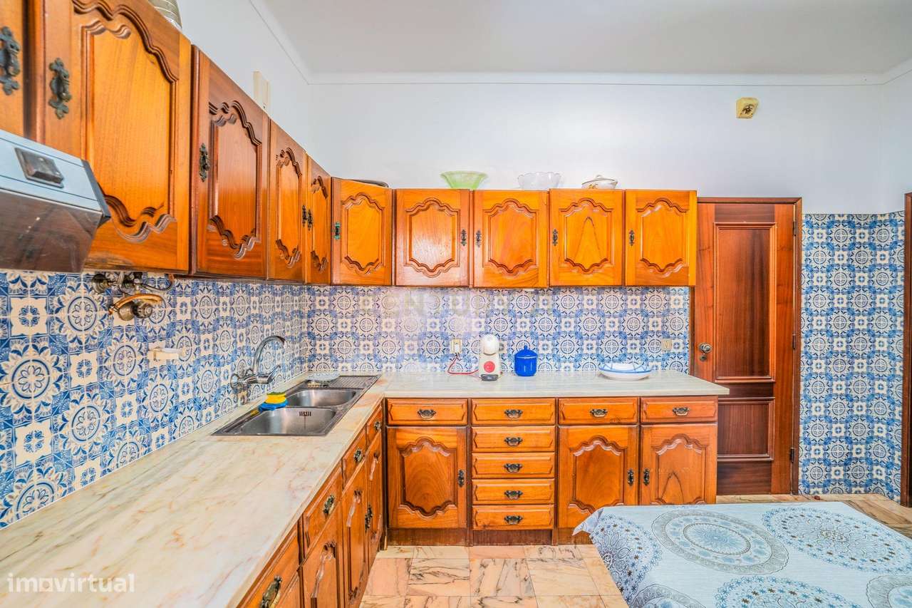 Moradia no Centro das Gaeiras. Uma casa única.-32