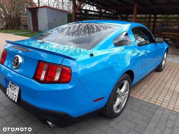 Ford Mustang 3.7 V6 Premium - 5