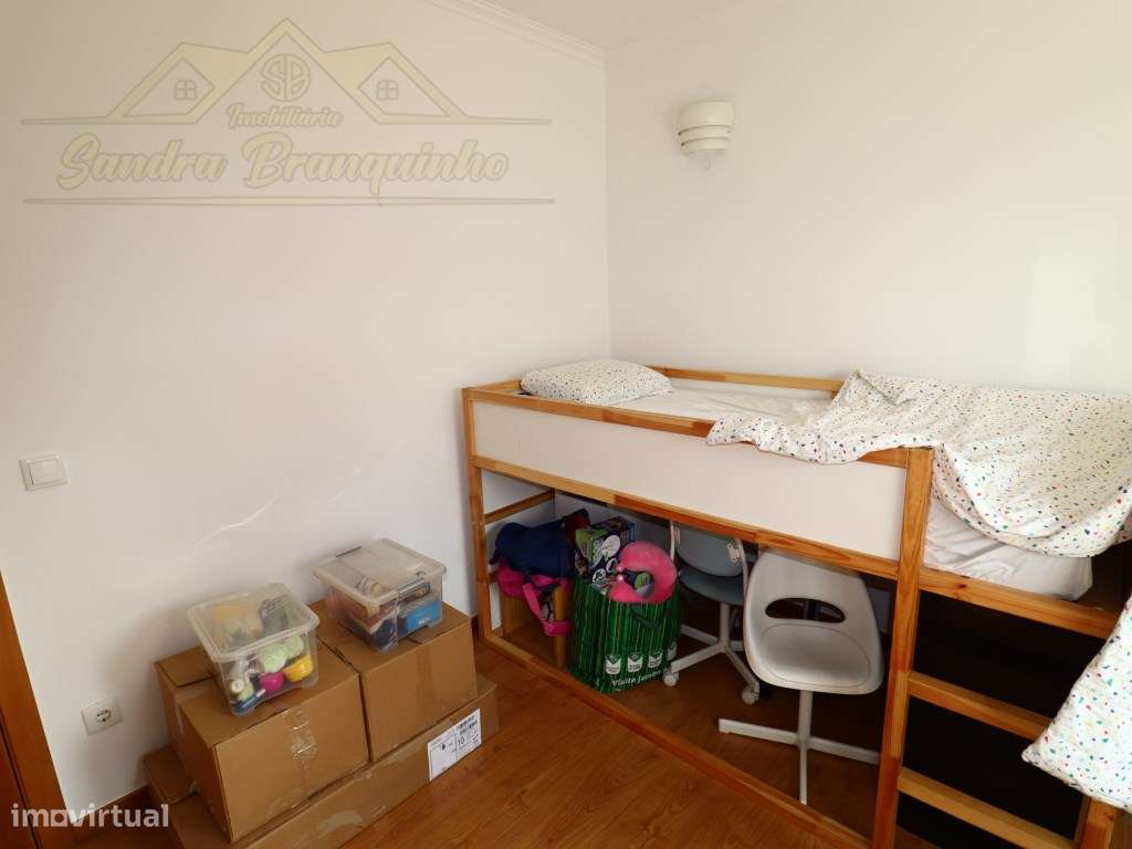 Moradia T3 com garagem e logradouro-18