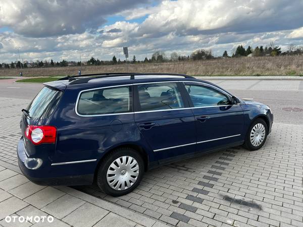 Volkswagen Passat 2.0 TDI Comfortline - 5