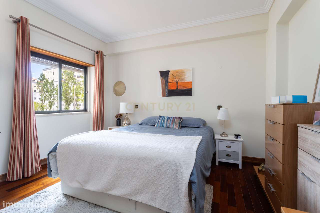 Apartamento T2 em São Domingos de Benfica, Lisboa-24