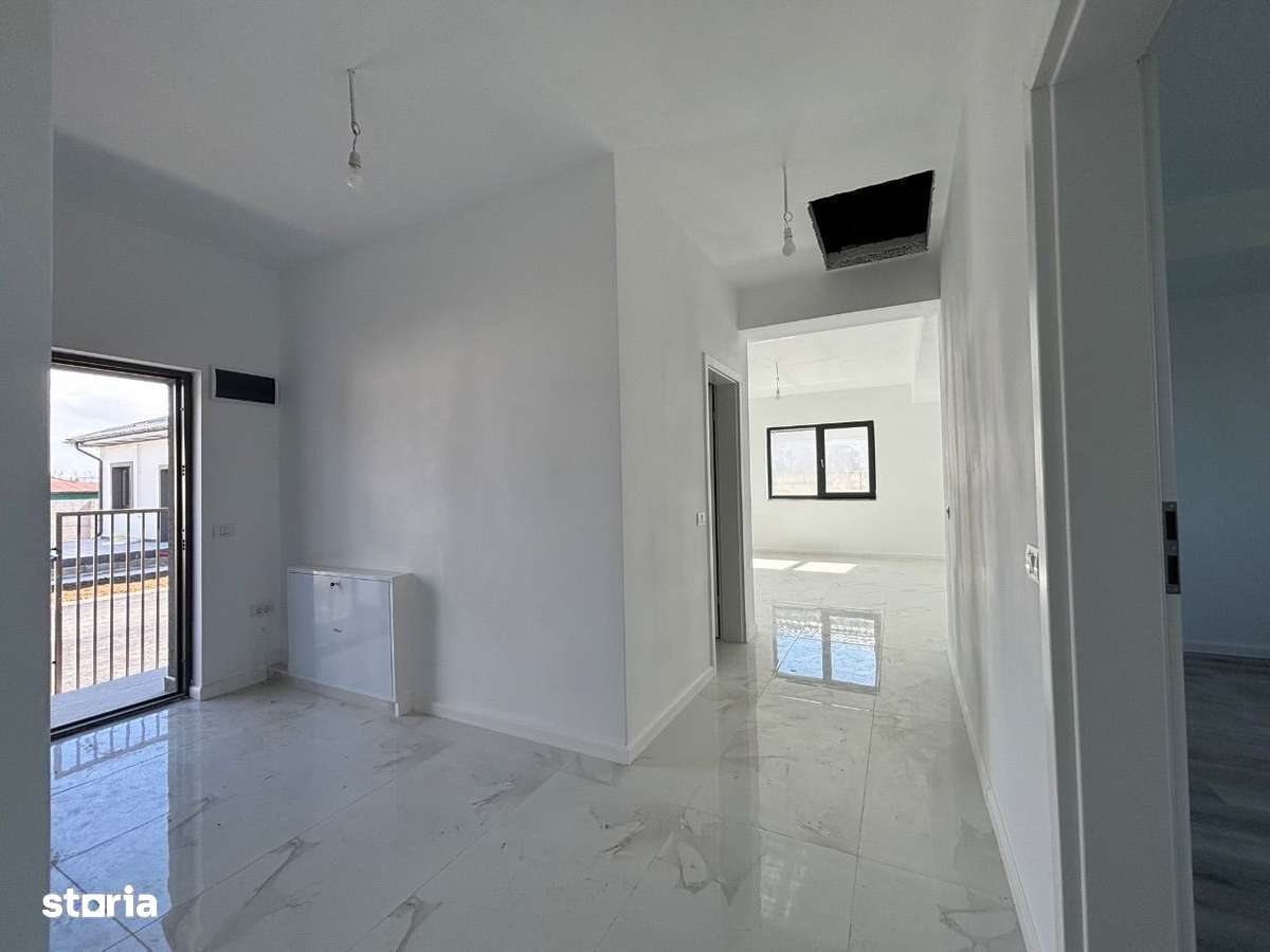 Casă singulară cu 4 camere și curte liberă de 380 mp, Bragadiru - Imagine principală: 2/17