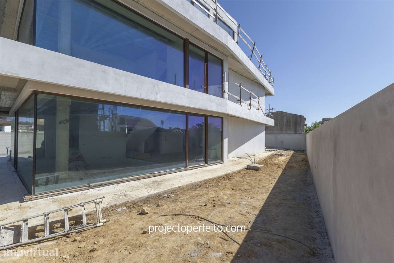 Moradia Isolada T4 Venda em Arcozelo,Vila Nova de Gaia - Grande imagem: 5/35