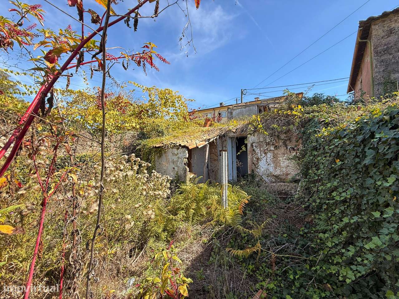 Moradia para restauro centro de vila verde-7