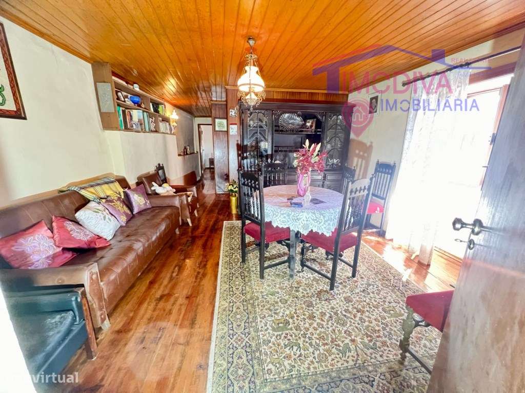 Moradia T4 com anexos no centro de Vila Facaia, Pedrogão Grande - Grande imagem: 5/40