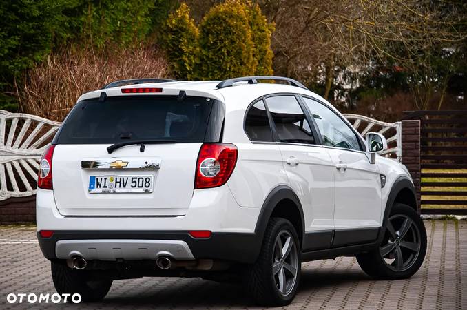 Chevrolet Captiva 2.4 2WD 5 Sitzer LS - 18