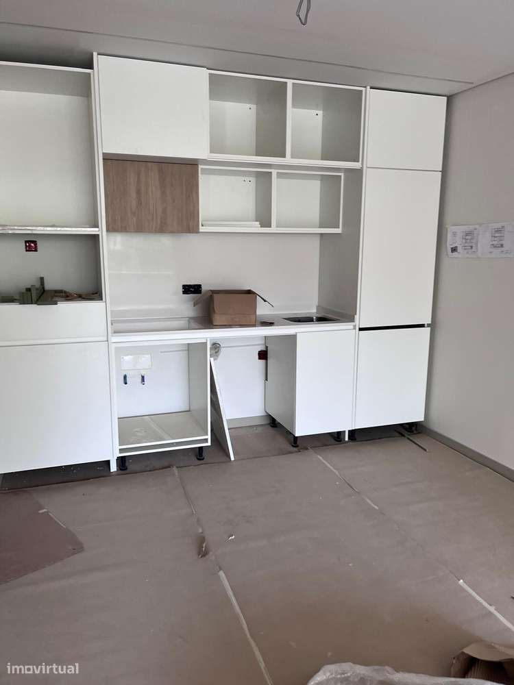 T1 Novo com varanda, garagem e eficiência energética A+-6