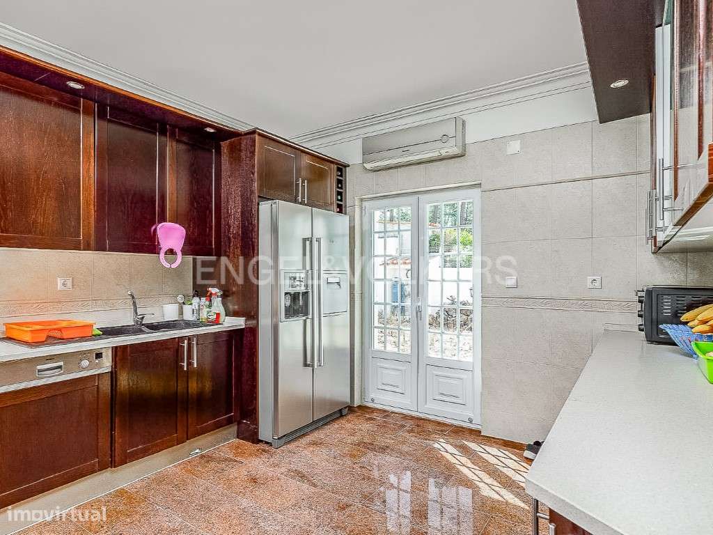 Espaçosa Moradia T8 isolada em Verdizela - Grande imagem: 5/41