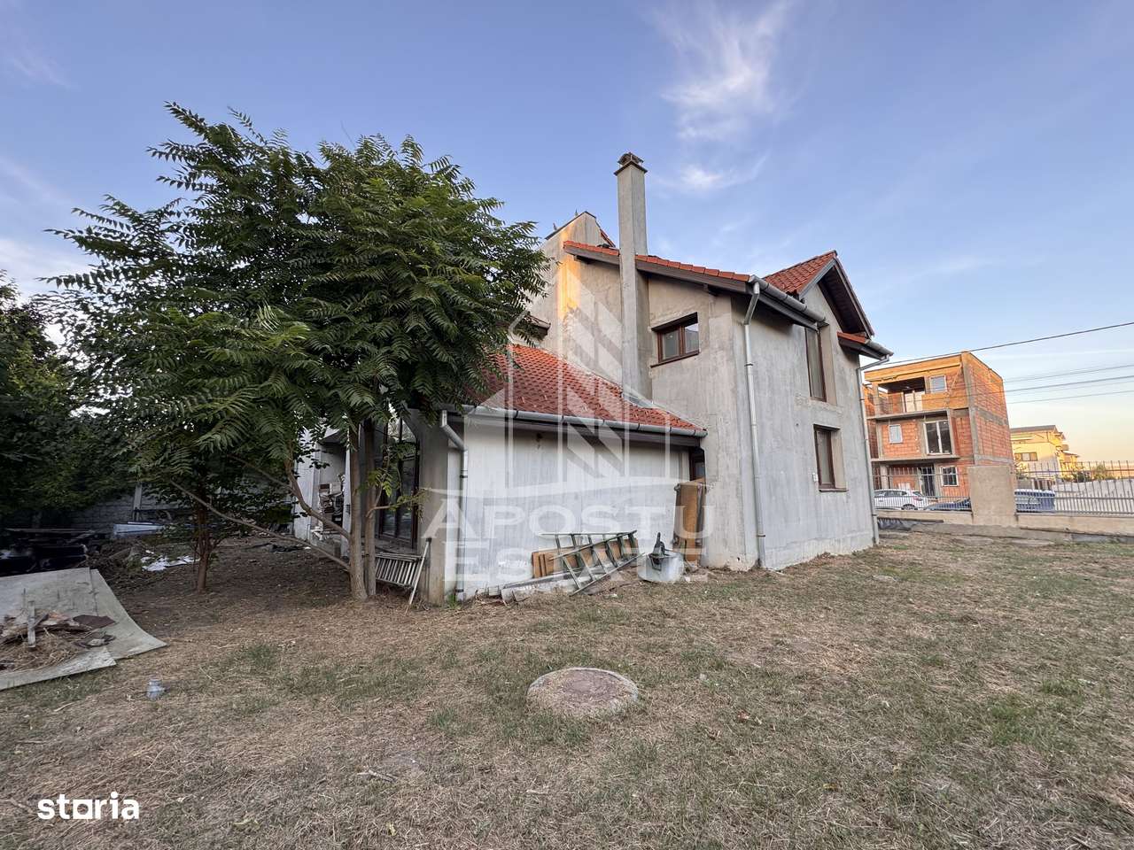 Casa la gri cu potential multiplu: birouri, cabinete, servicii | Giroc - Imagine principală: 5/10