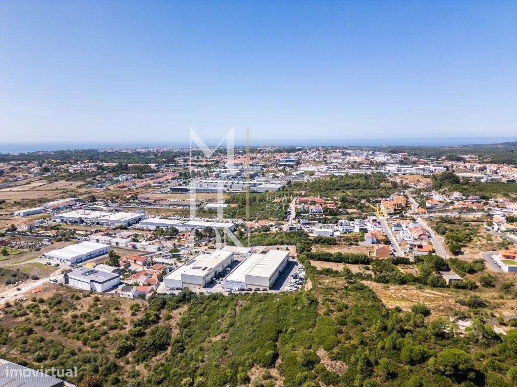Armazém e Terreno de 13782m2 com potencial de expansão em Alcabideche - Grande imagem: 3/10
