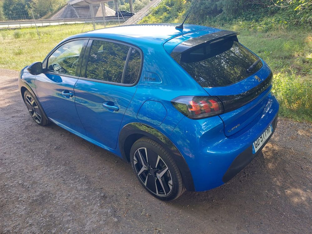 Peugeot 208 II (2019-) Elektromotor 136 E-Style 2021