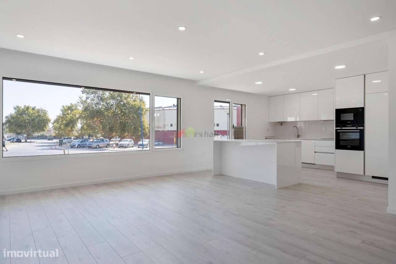 ✨ Apartamento T3 moderno no coração do Montijo ✨ - Grande imagem: 2/23