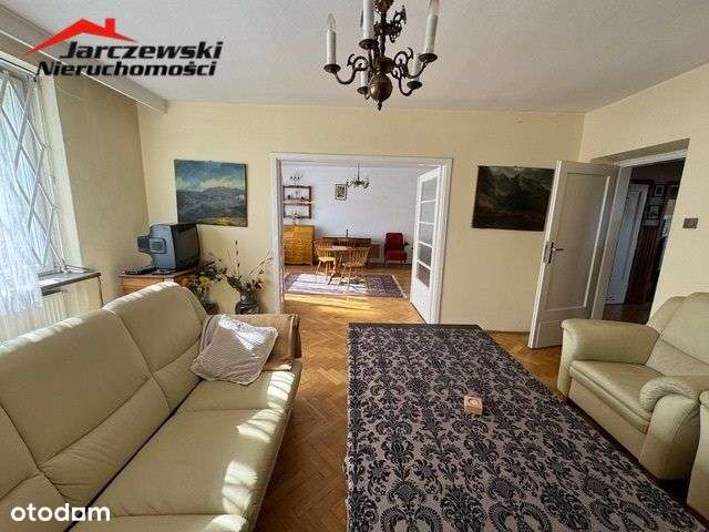 Dom - Wola Justowska - okolica ul. Królowej Jadwig-2