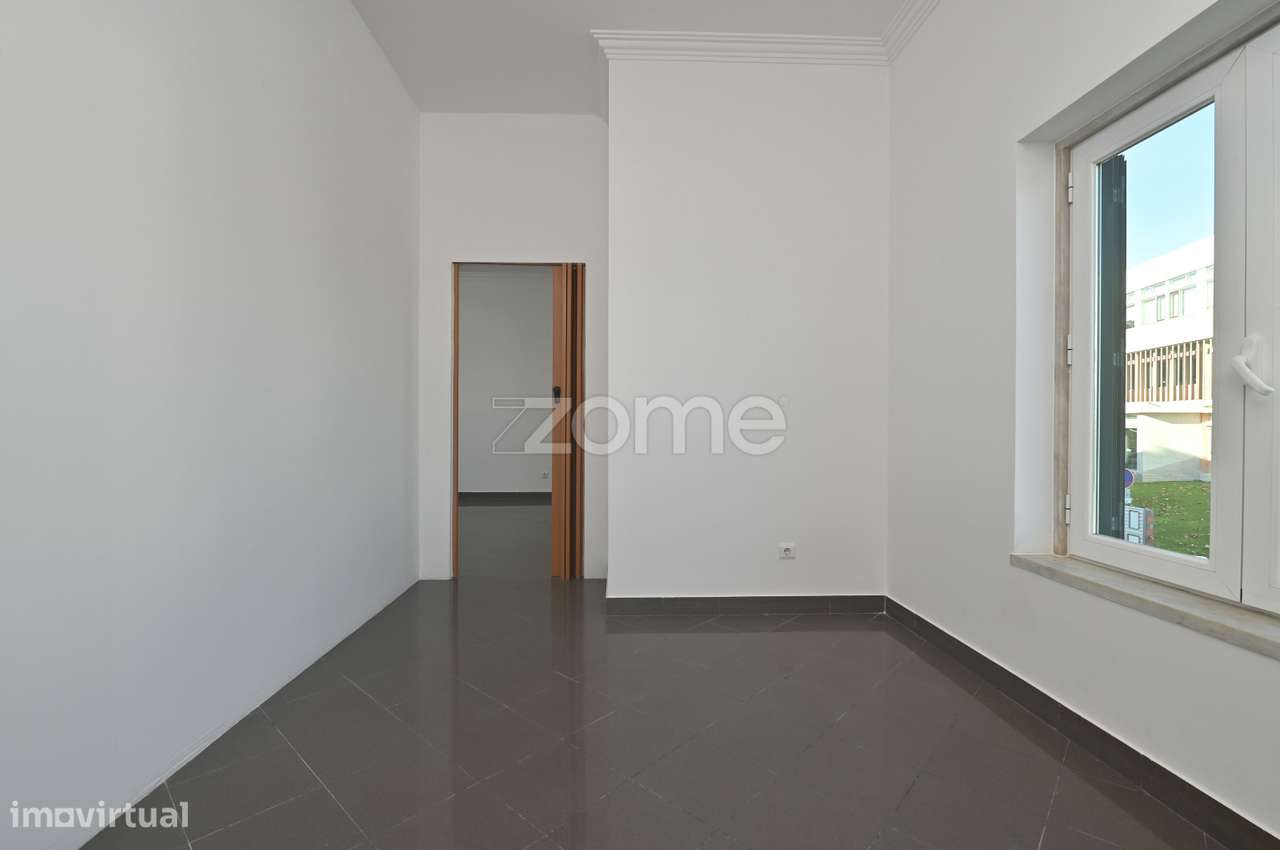 Escritório/Serviços frente ao novo Centro Saúde Cascais - Grande imagem: 3/19