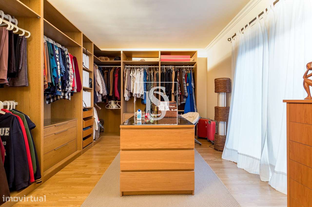 Quinta de Charme em Palmela com Moradia T6, Piscina e Vinha-17