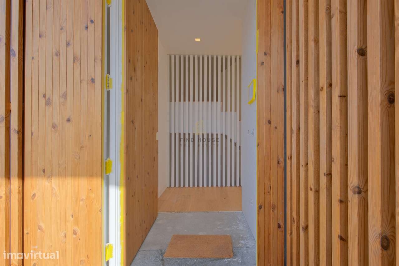 Moradia Isolada T4 com jardim e Garagem Box em Tires, São Domingos de - Grande imagem: 5/45