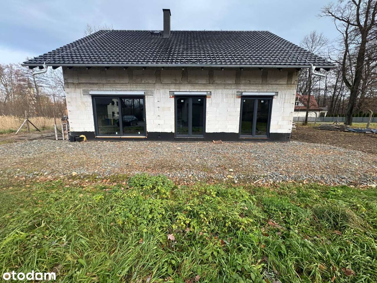 Duży dom sąsiadujący z parkiem - Pełny obrazek: 4/15