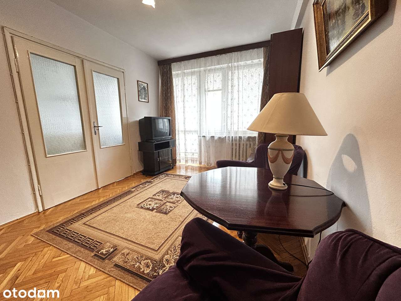 Dwupokojowe Mieszkanie W Ścisłym Centrum / Loggia-0